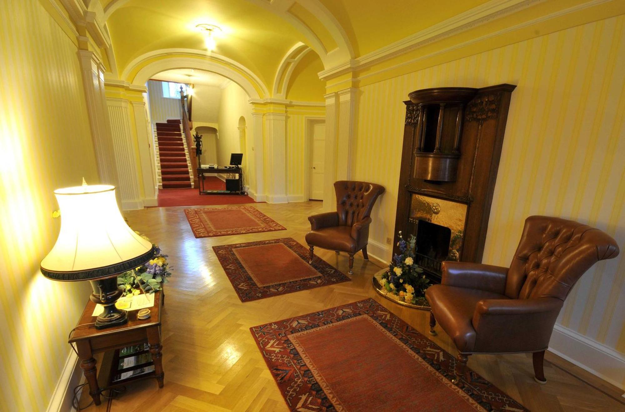 Woodland House Hotel Dumfries Ngoại thất bức ảnh